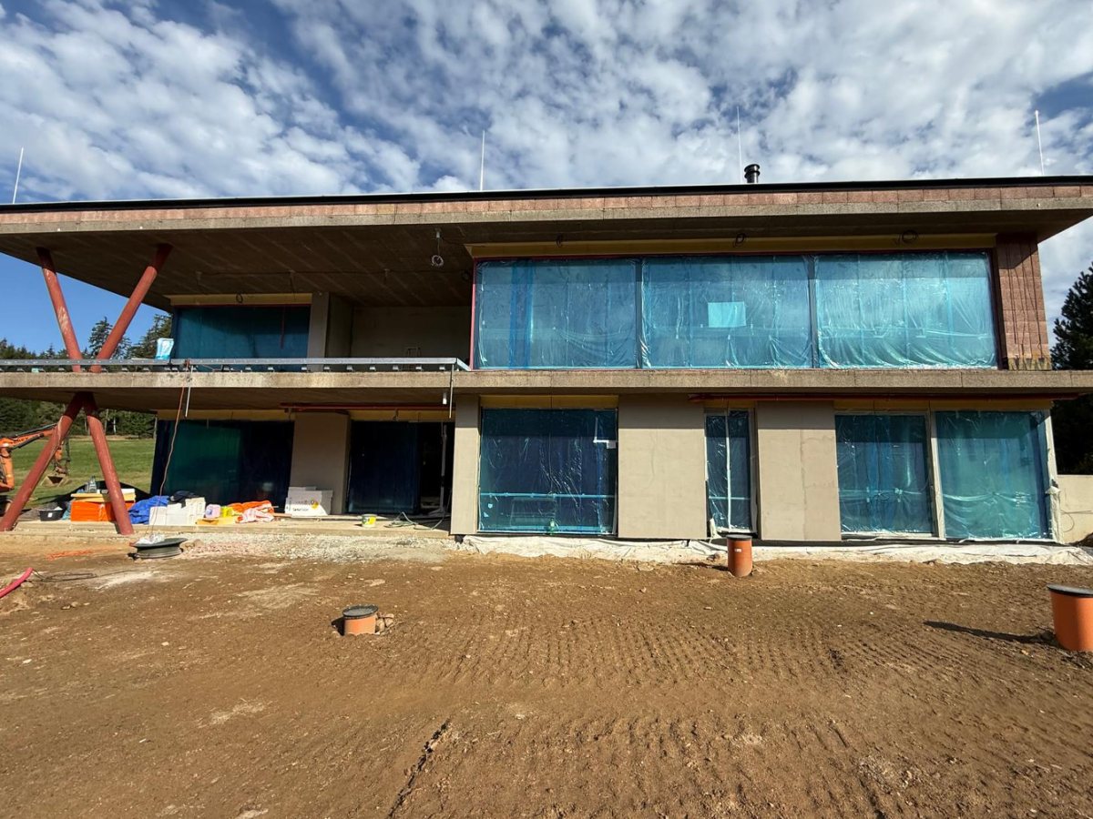 Einfamilienhaus Valy — nach der Dämmung der Untersichten